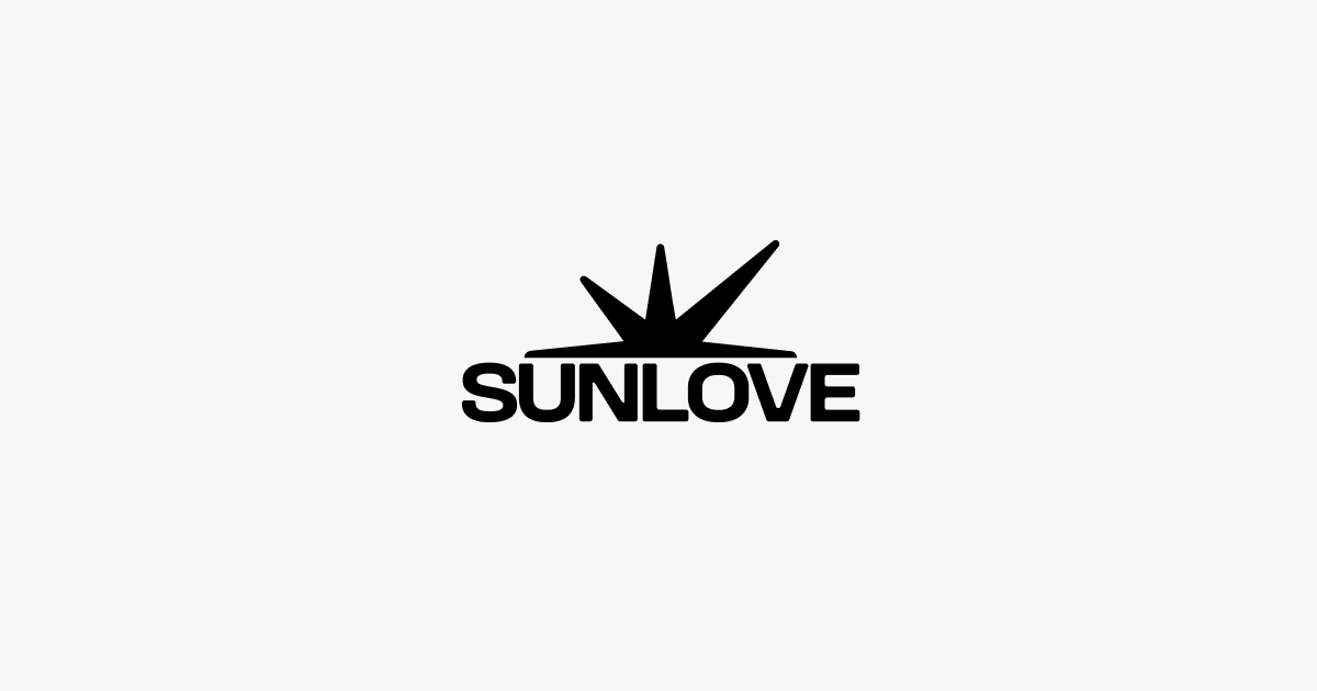 W Soar Half Zip Hooded Top • SUNLOVE